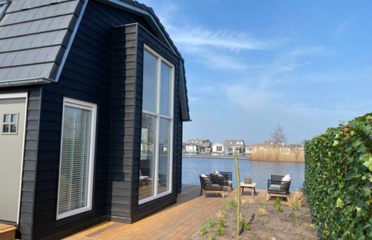 Modern vakantiehuis in Breukelen