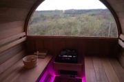 Sauna met uitzicht bij vakantievilla in Ouddorp