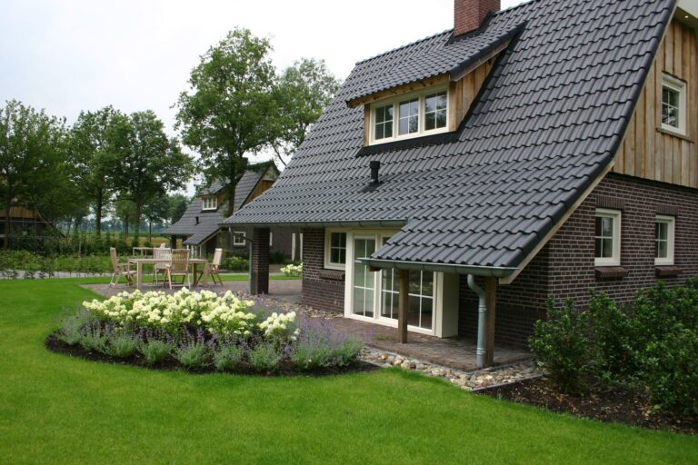 Wellness villa hellendoorn terras
